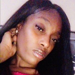 Meet your Posher, Artavia